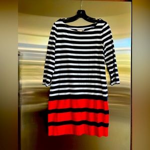 Comfortable navy red & white cotton shift dress
